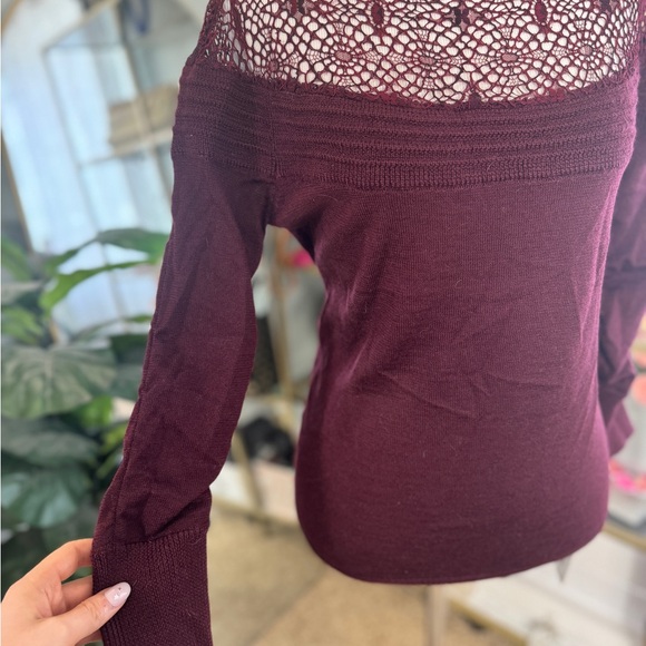 Wool blend crochet sweater - Picture 6 of 6